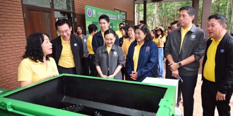 “สุดาวรรณ” มอบนวัตกรรมเพื่อชุมชนสะแกราช ชี้เป็นการนำผลงานวิจัยและนวัตกรรมสู่การใช้ประโยชน์จริง