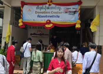 “อิ่มบุญแบบไทยใหญ่! ยกพลร่วมเวียนเทียนวันอาสาฬหบูชาที่วัดใหม่สาธุประดิษฐ์ พระราม 3”