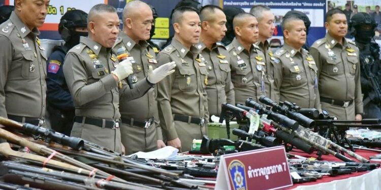 10 วันเดือด! ล่า-ยึด-จับ กระหน่ำทั่วไทยสำนักงานตำรวจแห่งชาติเปิดยุทธการ “พิชิตคนพาล อภิบาลคนดี” ระดมกวาดล้างอาชญากรรม 10 วัน จับผู้ต้องหากว่า 1 หมื่นราย ยึดอาวุธปืนกว่า 6 พันกระบอก เครื่องกระสุน-ระเบิดอีกเพี๊ยบ