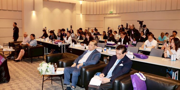 วช. จัดถกปัญหา “การส่งออกทุเรียนไทย” หนุนเกษตรกรปรับตัวสู้ Climate Change สร้างเครือข่ายนักวิจัย–ผู้ประกอบการ เสริมศักยภาพสู่ตลาดโลกอย่างยั่งยืน