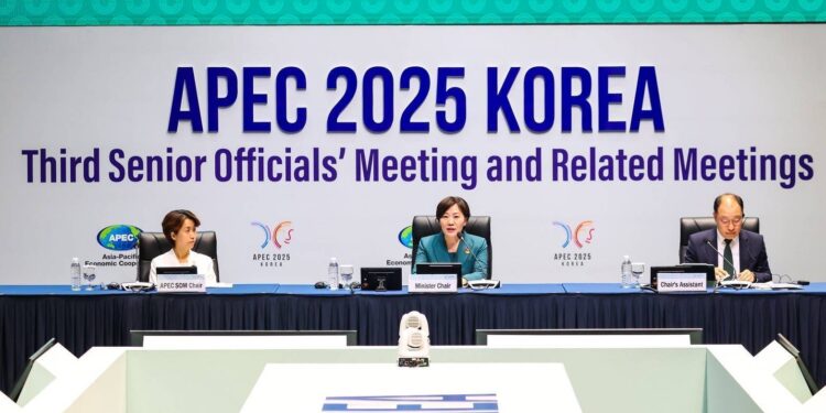 กษ. โชว์บทบาทภาคเกษตรไทย ในเวทีเอเปค 2025 ชู นวัตกรรม-AI หัวใจสำคัญขับเคลื่อนความมั่นคงอาหาร เสริมศักยภาพเกษตรกร