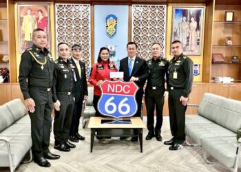 ตอบแทนแผ่นดิน “วปอ.66” ใจใหญ่! ควัก 4 แสนหนุนภารกิจชายแดน–สาธารณสุข