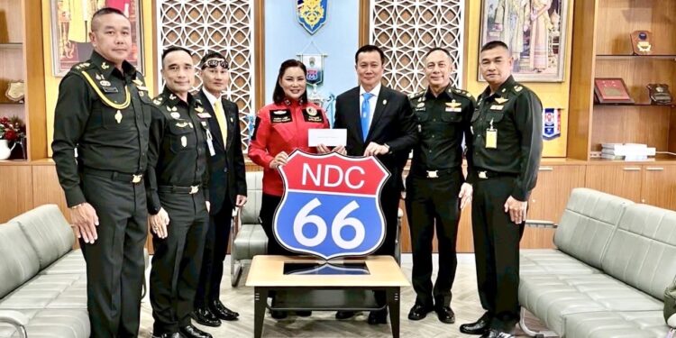 ตอบแทนแผ่นดิน “วปอ.66” ใจใหญ่! ควัก 4 แสนหนุนภารกิจชายแดน–สาธารณสุข