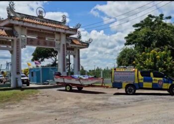 ทีมบรรเทาสาธารณภัยมูลนิธิป่อเต็กตึ๊ง เร่งเดินทางลงพื้นที่ จ.เพชรบูรณ์ เพื่อช่วยเหลือประชาชนที่ประสบอุทกภัยน้ำท่วม