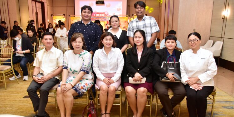 ดีพร้อม ผนึกกำลัง มทร.ธัญบุรี เปิดตัว “หลักสูตรเชฟอาหารไทยมืออาชีพ หลักสูตรพิเศษอาหารเจ” ปั้นเชฟรุ่นใหม่ ยกระดับสู่เศรษฐกิจสร้างสรรค์