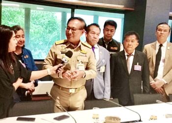 วุฒิสภาบุกซาฟารีเวิลด์! เร่งแผนรับมือสัตว์ดุร้าย ยกระดับความปลอดภัยสู่มาตรฐานโลก คืนความมั่นใจนักท่องเที่ยว