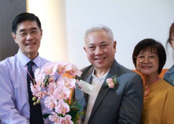 “คริสตจักรแสงสันติภาพ” จัดงานครบรอบ 20 ปี แห่งพระคุณ ส่งต่อความเชื่ออย่างมั่นคง จากรุ่นสู่รุ่น พร้อมมอบโล่เกียรติคุณให้กับสมาชิกผู้รับใช้