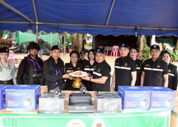 ผู้อำนวยการ อผศ.คนใหม่ รุดเยี่ยมเจ้าหน้าที่ฐานปฏิบัติการช่องบกและอานม้า
