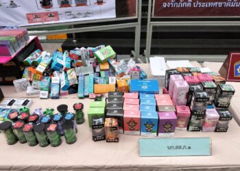 ผู้ใช้บุหรี่ไฟฟ้าทวงถามสิทธิผู้บริโภค ลั่น “บุหรี่ไฟฟ้า” เป็นเครื่องมือทางการเมือง