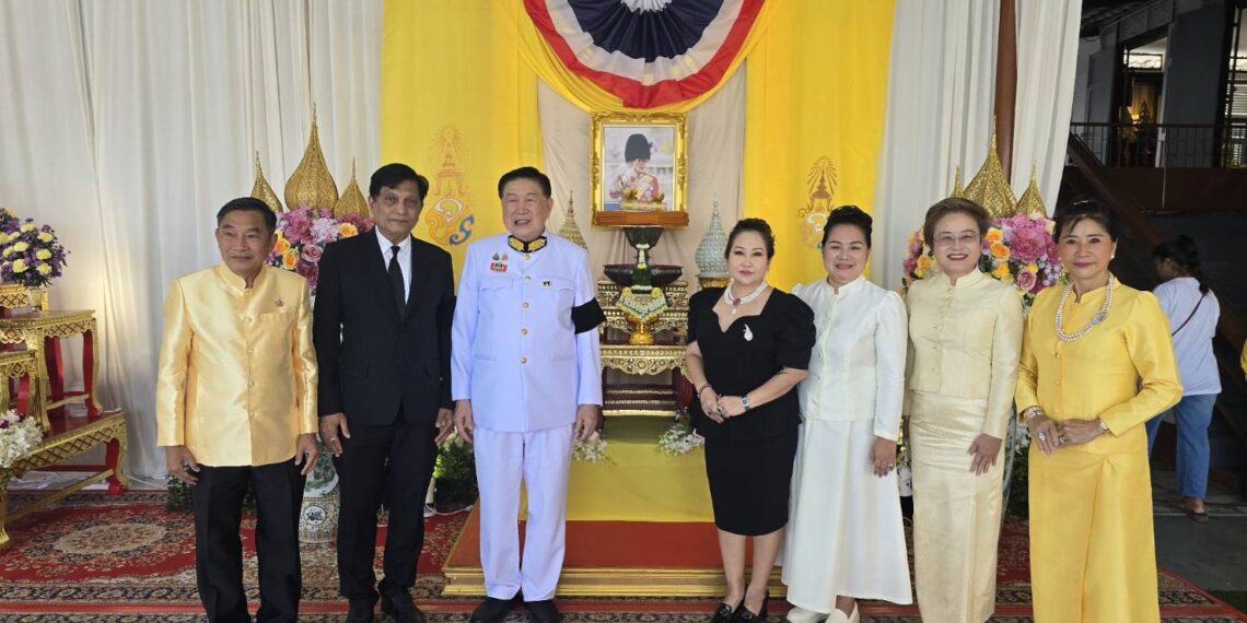 พระบาทสมเด็จพระพระวชิรเกล้าเจ้าอยู่หัว ทรงพระกรุณาโปรดเกล้าพระราชทานผ้าพระกฐินให้ ดร.ฐิติ ชัยนาม ประธานโครงการสี่เสาหลัก เป็นผู้แทน มาทอดถวายแด่พระภิกษุสงฆ์ ผู้จำพรรษากาล ณ วัดไก่เตี้ย (ตลิ่งชัน)โดยมีพระปริยัติวัชราทร เป็นเจ้าอาวาส