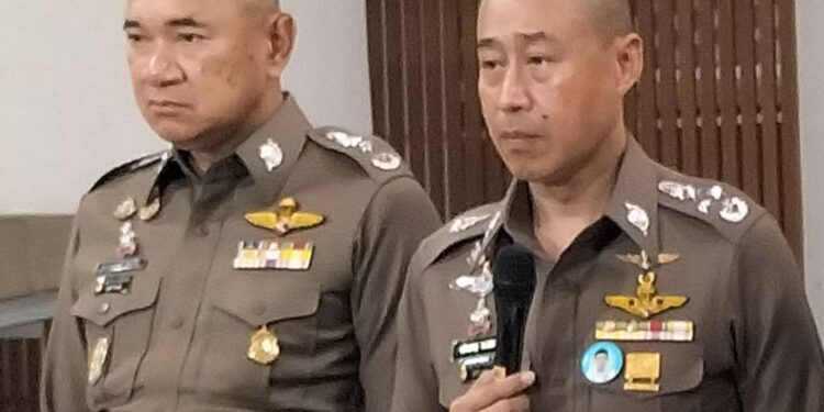 “สืบ 1” รวบยาเสพติดบิ๊กล็อต ไอซ์และยาบ้า ใช้กระบะคอกบรรทุกกระหล่ำปลีหวังตบตาเจ้าหน้าที่ตำรวจ