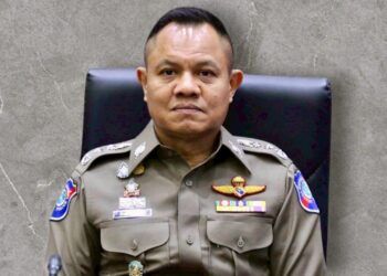 “บิ๊กเผือก” ผบช.ทท. กำชับภารกิจเร่งด่วน นำสิ่งของอุปโภค บริโภคมอบแก่ผู้ประสบอุทกภัยในพื้นที่ จ.สงขลา