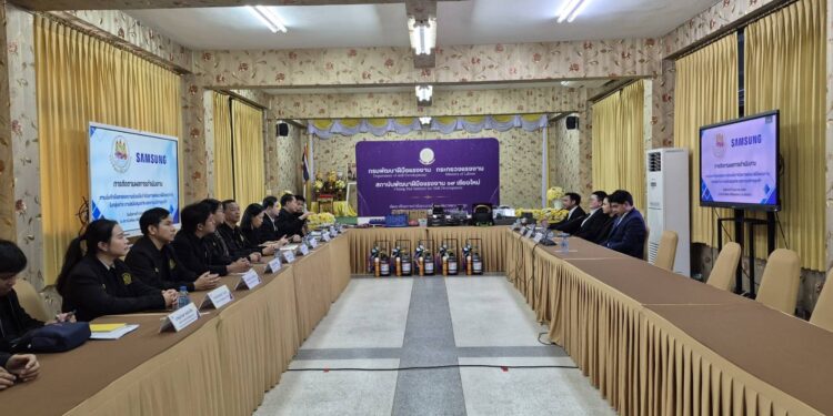 รองอธิบดี กพร. ลงพื้นที่เชียงใหม่ ติดตามผล MOU พัฒนาช่างและบริการ พร้อมรับมอบอุปกรณ์ช่างสนับสนุนการฝึกอบรม