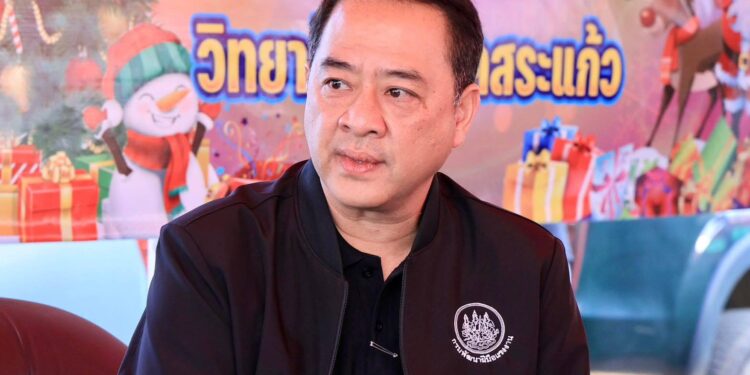 กรมพัฒนาฝีมือแรงงาน มอบความห่วงใยปีใหม่ Drive Safe D ดูแลรถแรงงานไทยกว่า 4 พันคัน