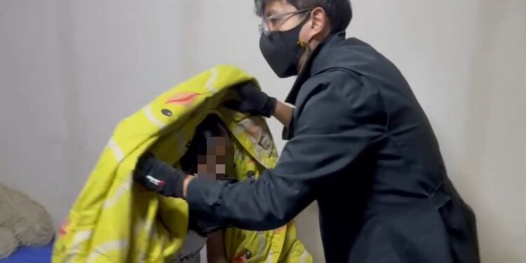 แกะรอยบุกช่วยเด็กหญิง 12 ปี หายตัว 4 วัน หลงเชื่อคำลวงในแซทเกมส์ออนไลน์