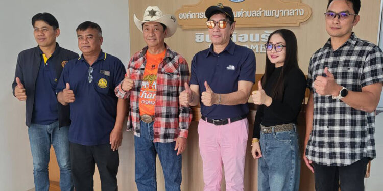 “บ๊อบ ทูน หิรัญทรัพย์” แท็กทีมกัลยาณมิตร บุกมวกเหล็ก เช็กอินพิกัด Unseen วัดถ้ำบาดาล พร้อมส่งต่อไอเทมเด็ดแบรนด์ “ทูนหัว” ดูแลสายบุญทั่วไทย