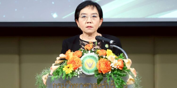 กรมวิทยาศาสตร์บริการ มอบใบรับรองระบบงานห้องปฏิบัติการ ผลักดันห้องปฏิบัติการตามมาตรฐานสากล เสริมสร้างความเชื่อมั่นและยกระดับคุณภาพชีวิตประชาชน