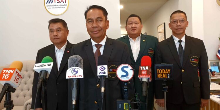 “สุทิน คลังแสง” นายกสมาคมส่งเสริมกีฬาทหารฯ แถลงผลงานครบรอบ 1 ปี ประกาศความสำเร็จผลักดัน “มวยไทย” สู่กีฬาทหารโลก พร้อมจัดศึกใหญ่ต่อเนื่องปี 2026