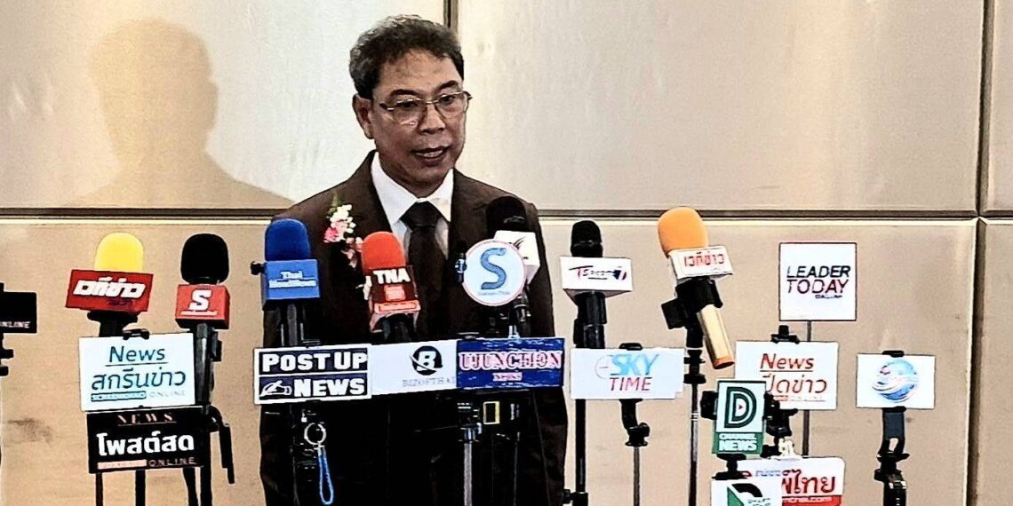 ประชุมใหญ่สามัญประจำปี 2569 มูลนิธิกองทุนพัฒนาการกีฬา บรรยากาศคึกคัก “คนกีฬา” ร่วมเสวนา “การพัฒนาระบบกีฬาของชาติอย่างยั่งยืน” ดร.ณัฏฐ์ ธีรณัฐสุภานนท์ ยืนหนึ่งนั่งประธานมูลนิธิกองทุนพัฒนาการกีฬาอีกวาระ “คนกีฬาและสื่อมวลชนกีฬาร่วมแสดงความยินดี”