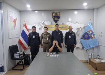 ตม.สุราษฎร์ธานีตามรวบหนุ่มอิสราเอล เครือข่ายขบวนการค้ายารายใหญ่ ดำเนินคดีเตรียมส่งกลับ