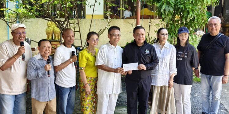 พล.ต.อ.อัคราเดช พิมลศรี ที่ปรึกษา ตร. เป็นประธานร่วมงานอุปสมบทนายภคพล วรภัทรเมธาวี (เต๋อ เชิญยิ้ม)