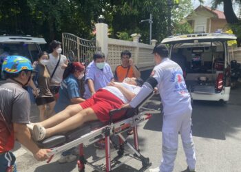 มูลนิธิป่อเต็กตึ๊งร่วมอำนวยความสะดวก จากเหตุเพลิงไหม้บ้านเรือนประชาชนภายในซอยพระรามที่ 6 ซอย 15