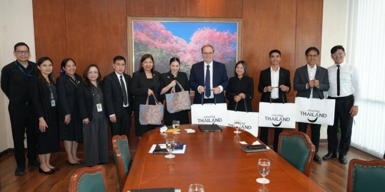 ททท. ขานรับนโยบายการท่องเที่ยวมูลค่าสูงของรัฐบาล และกระทรวงการท่องเที่ยวฯ ประกาศจับมือ Eastern & Oriental Express ผู้ให้บริการรถไฟลักชูรีระดับโลก สร้างประสบการณ์ท่องเที่ยวเมืองไทยในมิติใหม่ดึงดูดนักท่องเที่ยวคุณภาพจากทั่วโลก