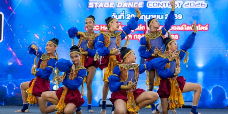 “โรงเรียนบ้านสีมุม” ควงแขนทีม “Accio” หาดใหญ่วิทยาลัยสมบูรณ์กุลกันยา ผงาดคว้าแชมป์ Youth Muaythai Stage Dance Contest 2026