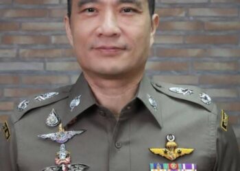 บก.น.1 แจง ตร.สน.ห้วยขวาง ติดเครื่องหมายอาร์มรูปมังกรบริเวณแขนเสื้อขณะปฎิบัติหน้าที่ จากสื่อสังคมออนไลน์