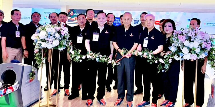 องคมนตรี เป็นประธานเปิดศึกโบว์ลิงการกุศล สมาคมพ่อตัวอย่างแห่งชาติ ประจำปี 2569 กระชับสัมพันธ์-ระดมทุนเพื่อสาธารณประโยชน์