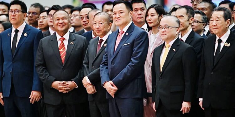 ก้าวข้ามคลื่นกระแสข่าว สู่หมุดหมาย 50 ปีทองแห่งมิตรภาพไทย–จีน